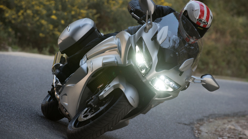 Yamaha FJR 1300: richiamo per il cambio