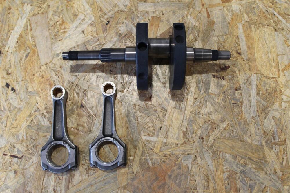 Albero motore con bielle - DUCATI 748 (4)