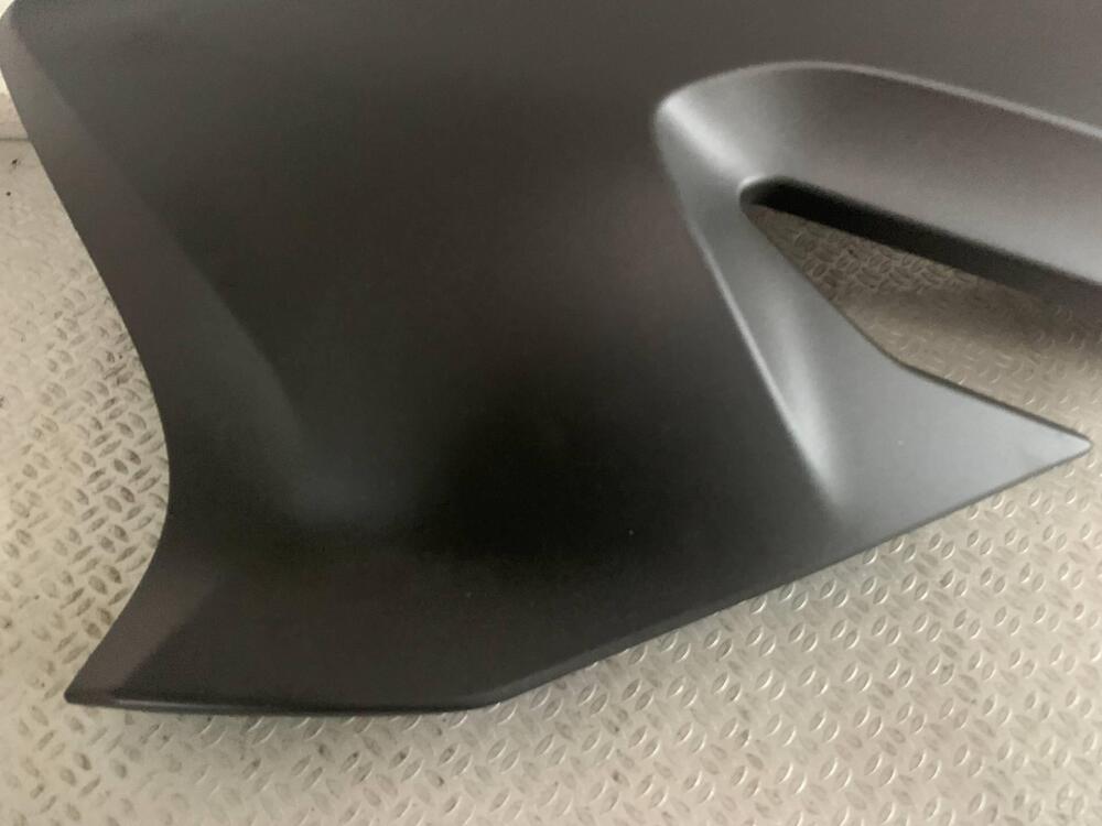 Carena lato SX anteriore HONDA FORZA 125-300 NERO (3)
