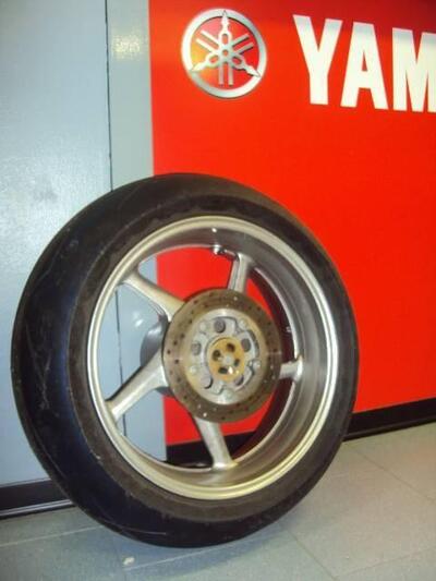 cerchio ant. e post yamaha R1 2009/2014