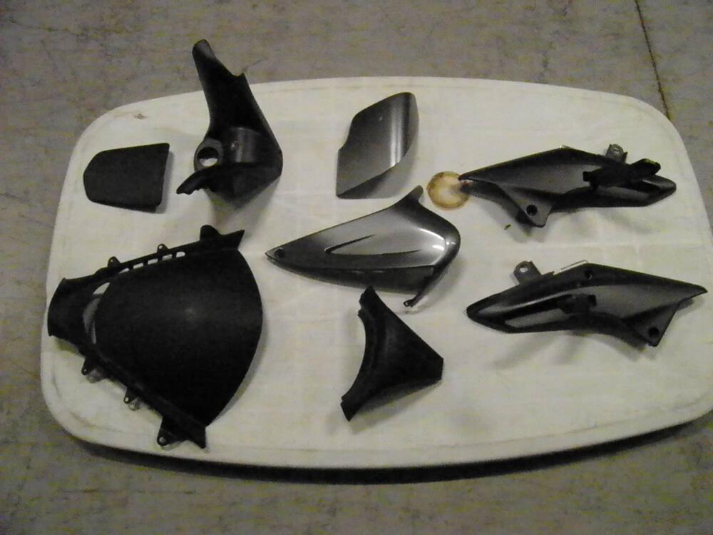 RICAMBI VARI USATI SW T 400 Honda (10)