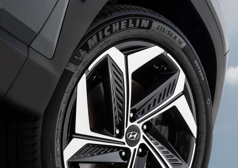 Hyundai Tucson (2020-->>) (46)