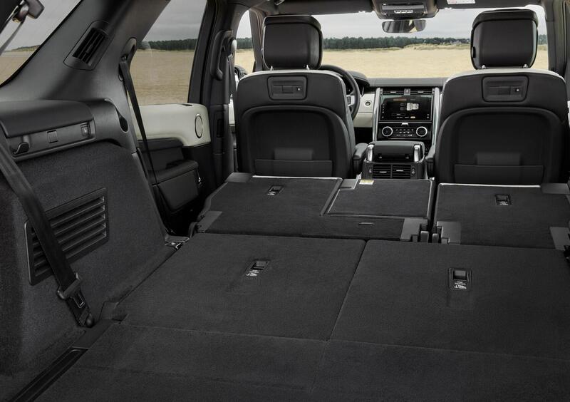 Land Rover Discovery (2016-->>) (15)