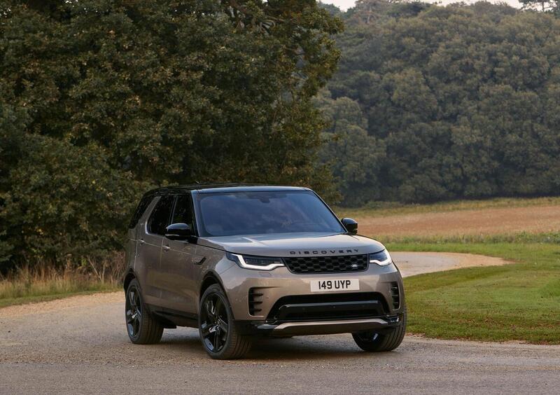 Land Rover Discovery (2016-->>) (6)