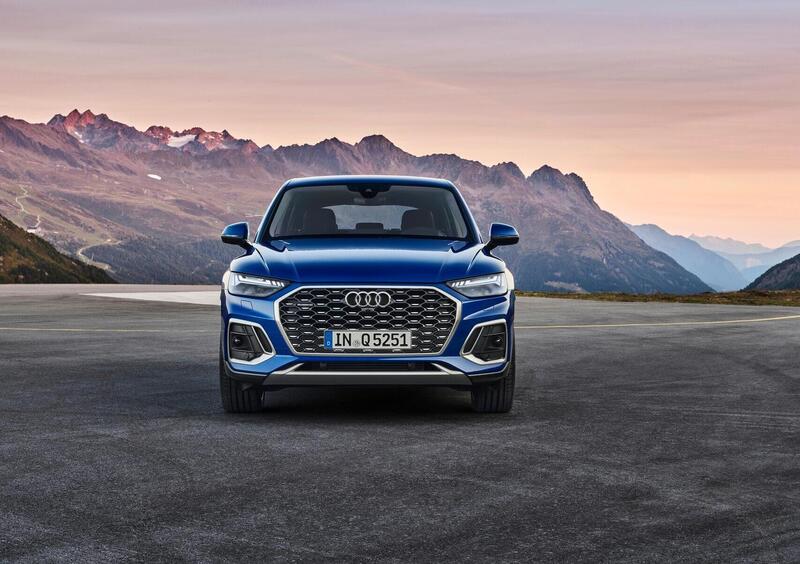 Audi Q5 Sportback (2020-24) (3)