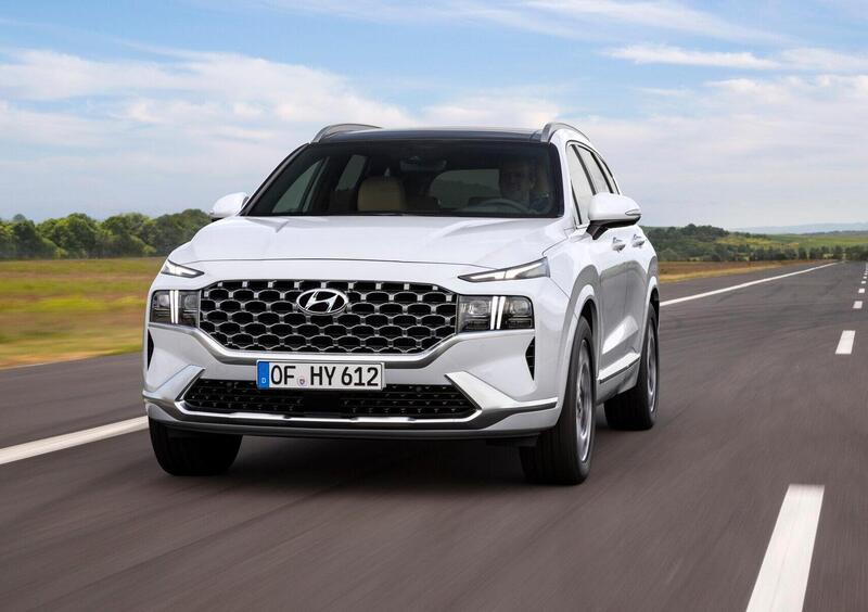 Hyundai Santa Fe (2018-22) (9)