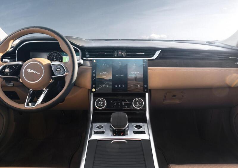 Jaguar XF (2015-24) (19)