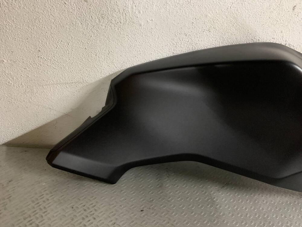Carena serbatoio lato destro Honda CB 300 r CBF300 (2)