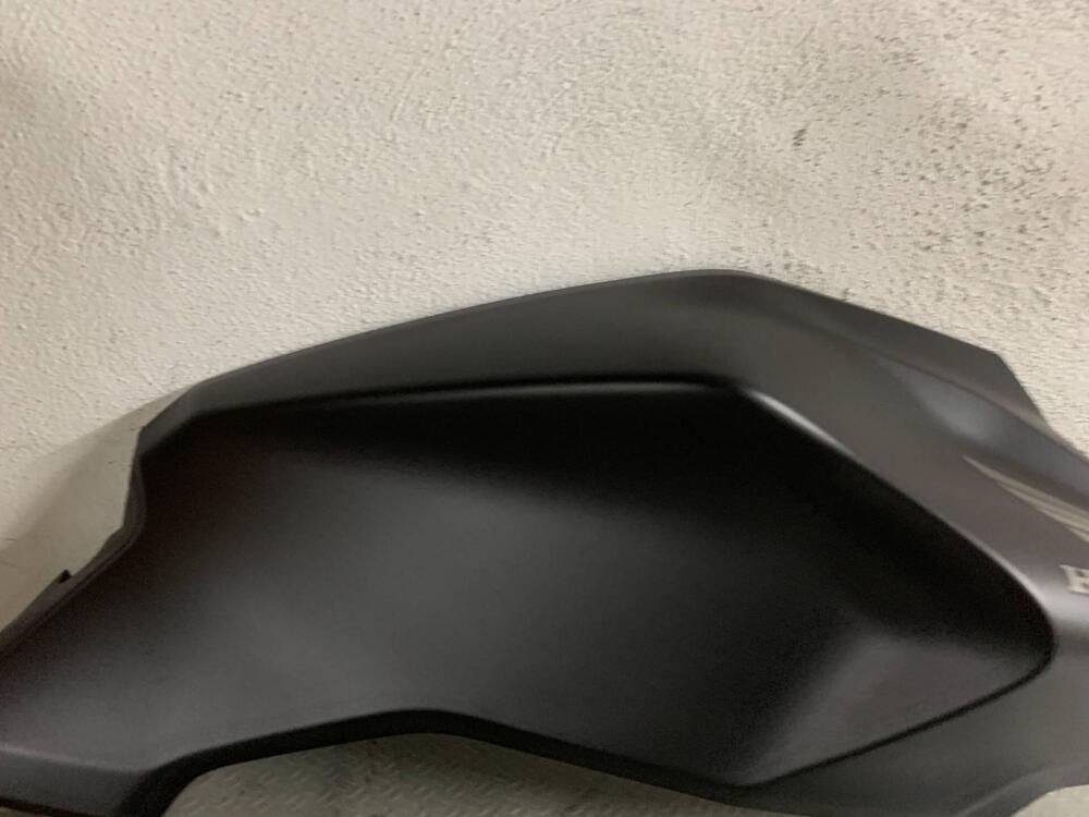 Carena serbatoio lato destro Honda CB 300 r CBF300 (3)