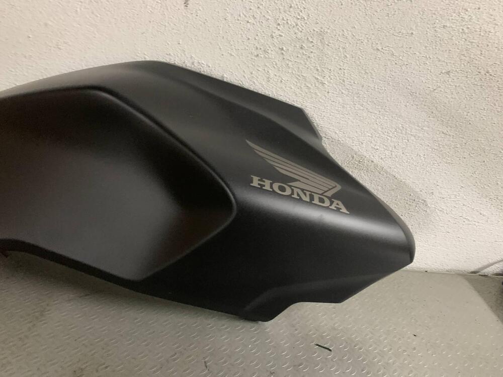 Carena serbatoio lato destro Honda CB 300 r CBF300 (4)