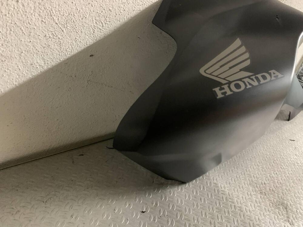 Carena serbatoio lato sinistr Honda CB300R CBF300 (5)