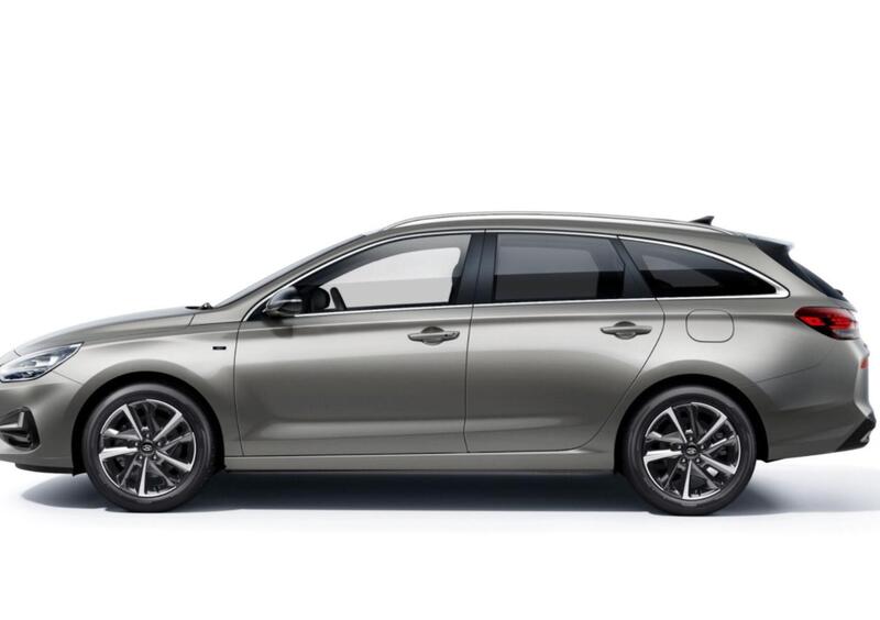 Hyundai i30 Station Wagon (2017-->>) (2)