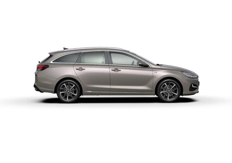 Hyundai i30 Station Wagon (2017-->>) (6)
