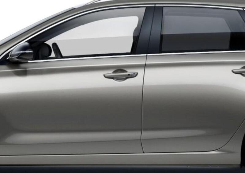 Hyundai i30 Station Wagon (2017-->>) (17)
