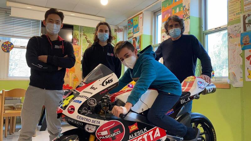 Il dono di Paolo Simoncelli e della SIC58 Squadra Corse ai bambini del Sant&rsquo;Orsola [FOTOGALLERY]