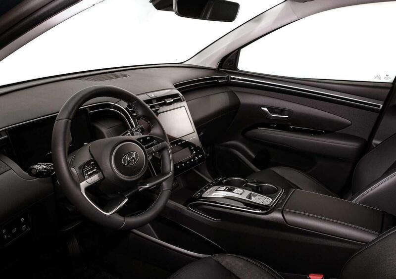 Hyundai Tucson (2020-->>) (40)