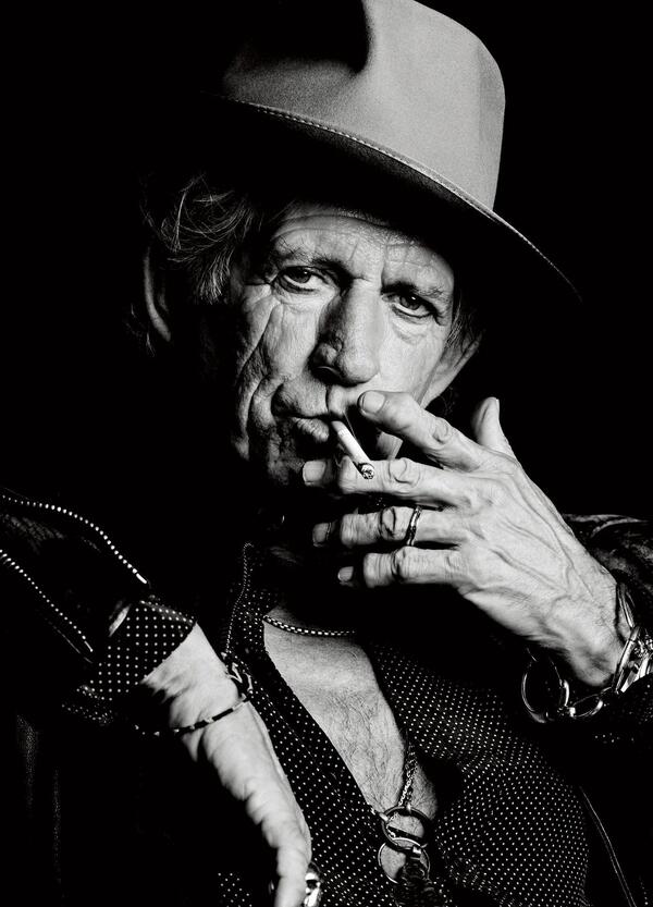 La leggenda dei Rolling Stones compie 80 anni: ecco le pi&ugrave; belle auto di Keith Richards