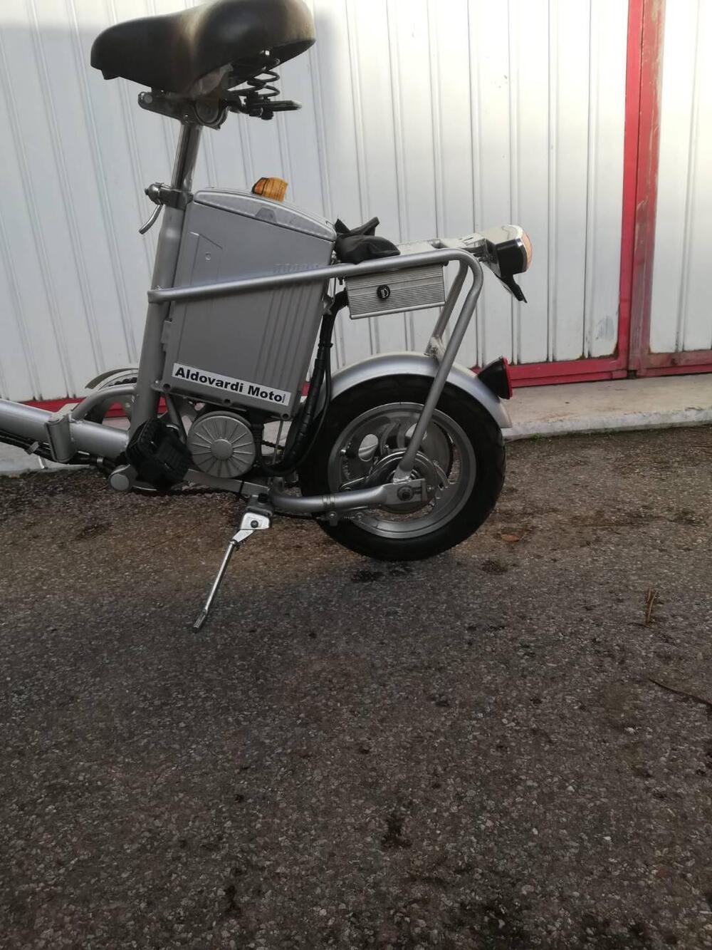 Mini E-Bike Pieghevole Altra marca (3)