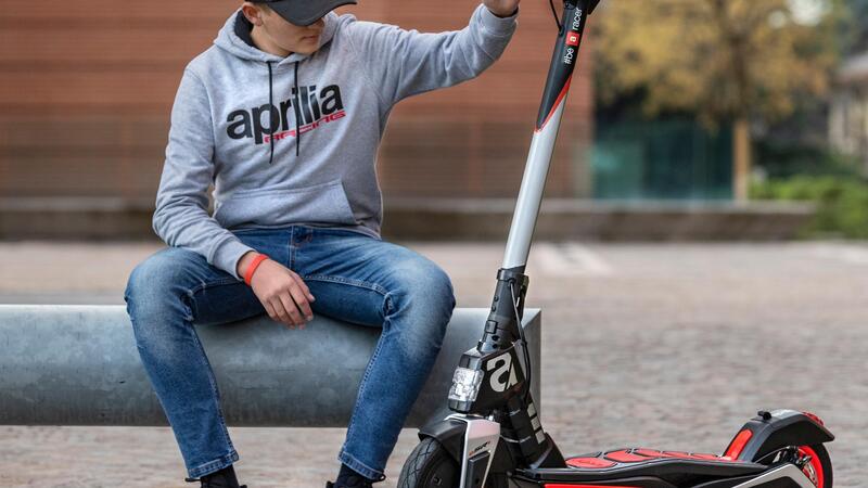 Aprilia eSR1, il primo monopattino della Casa di Noale