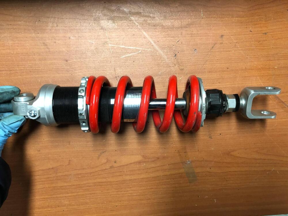 Mono Ammortizzatore Yamaha MT-09 YSS (2)