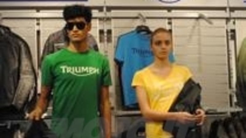 Triumph presenta la collezione abbigliamento e accessori SS13