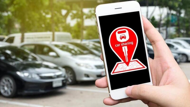 Roma azzera i canoni per operatori di car sharing