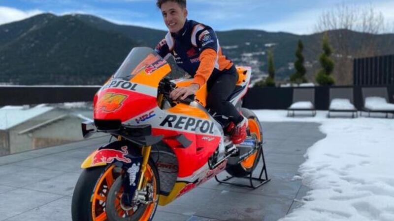 Pol Espargar&ograve;: il video della sorpresa di Repsol con la sua Honda RC213V numero 44