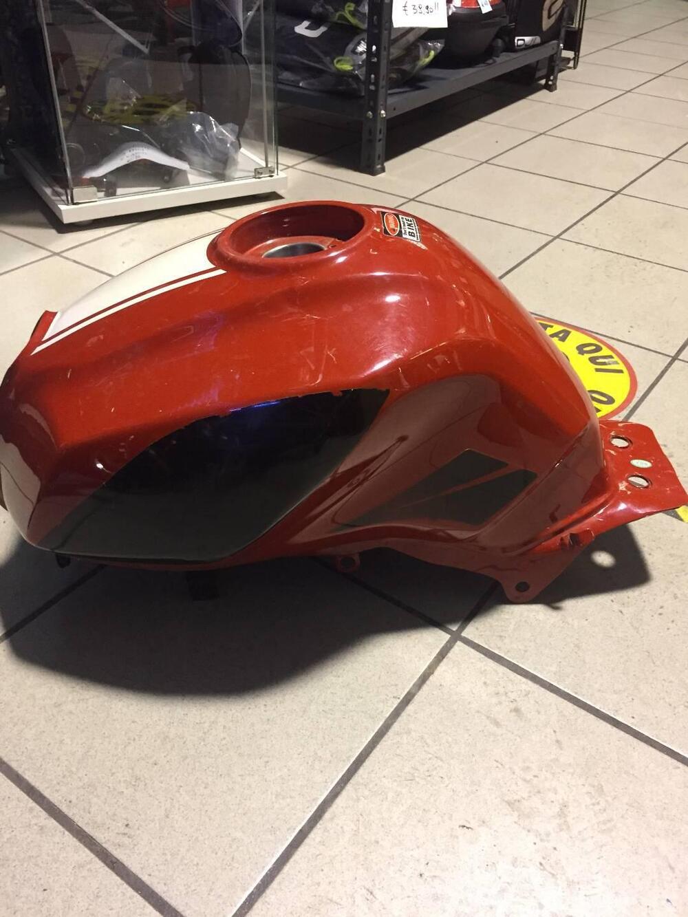 Serbatoio Keeway 125 RKS Sport rosso (2)