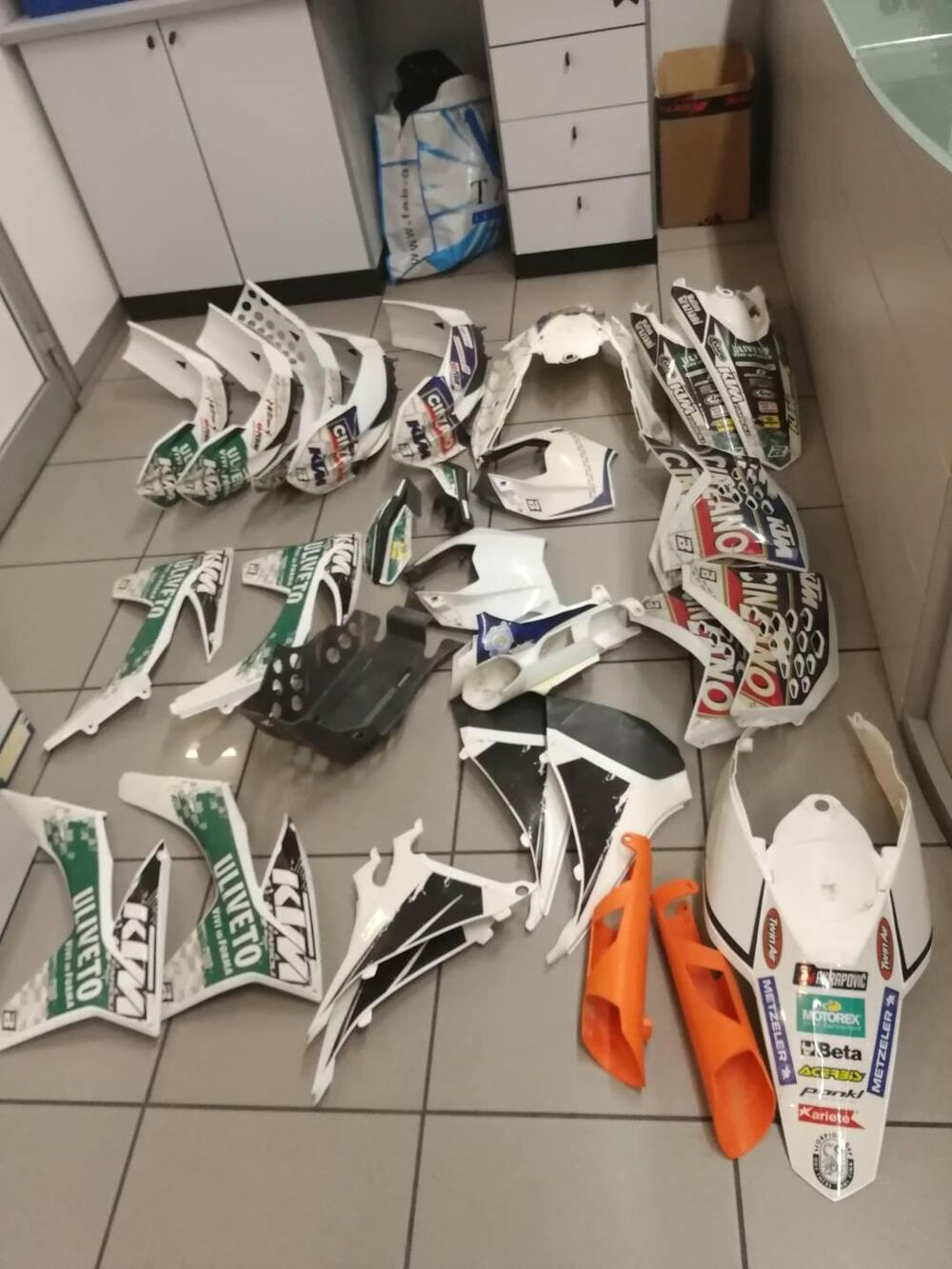 PEZZI VARI ORIGINALI KTM EXCF 250 (5)