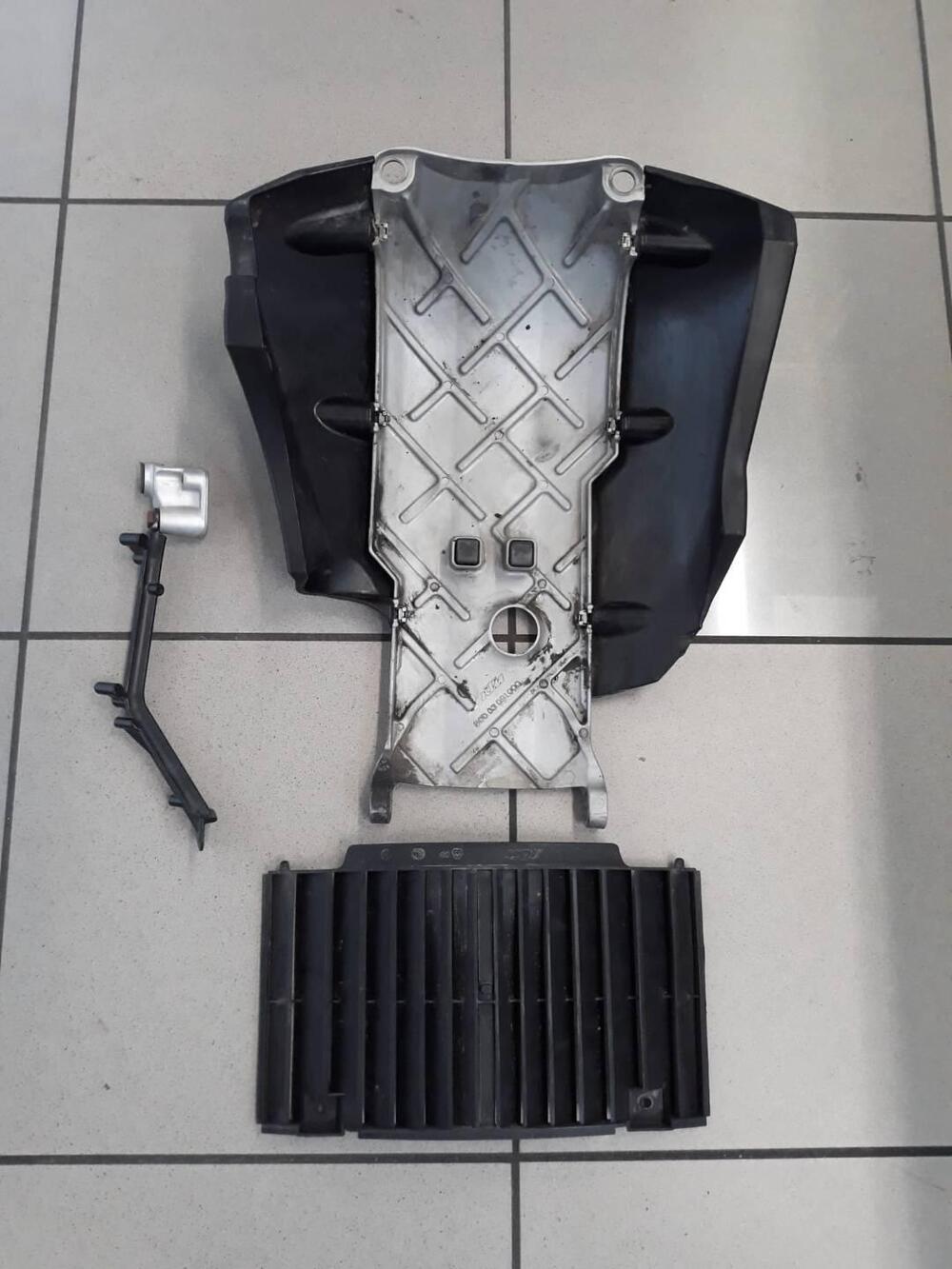 PARAMOTORE ORIGINALE KTM 990 (2)