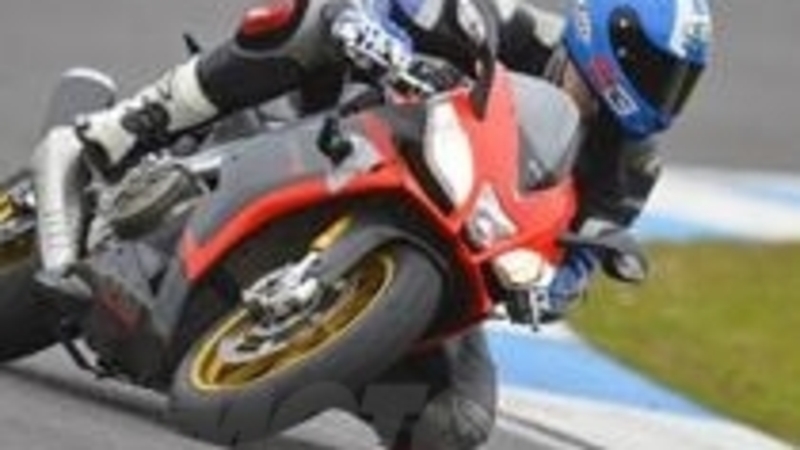 Aprilia RSV4 2013 aPRC ABS