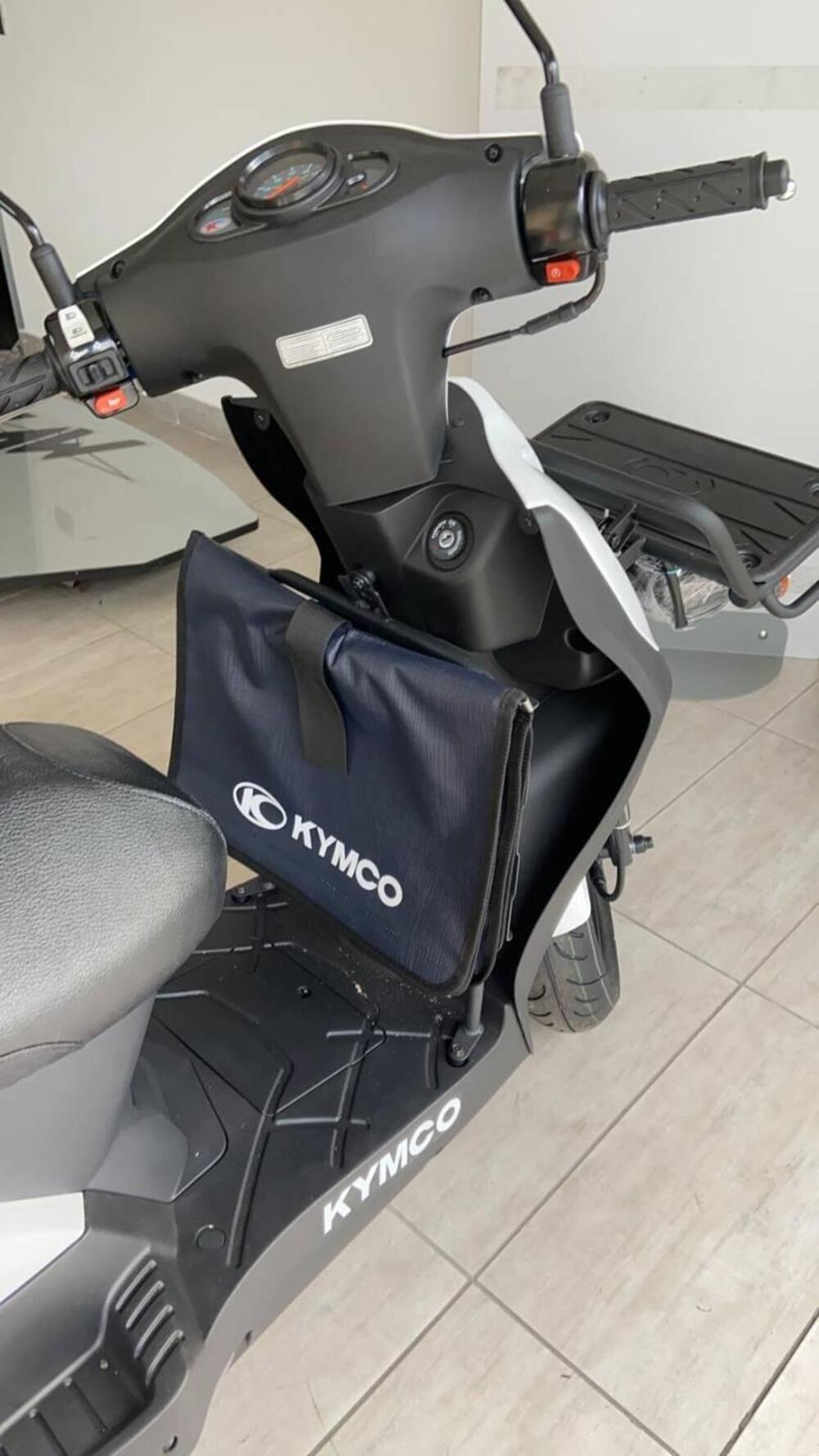 Kymco Agility 50 Carry E5 (2021 - 25) (4)