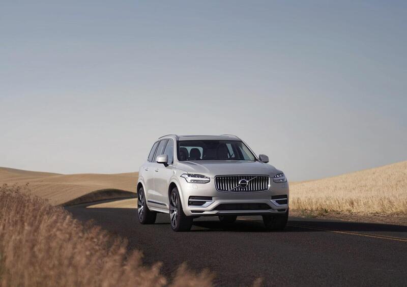 Volvo XC90 (2014-->>) (30)