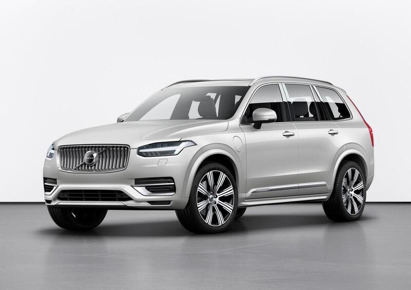 Volvo XC90 (2014-->>) (28)