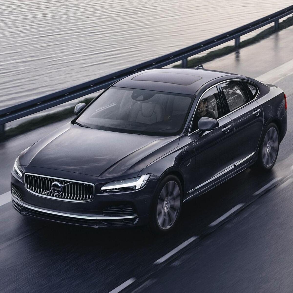 Volvo S90 (2016-24)