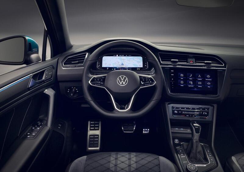 Volkswagen Tiguan (2017-23) (11)