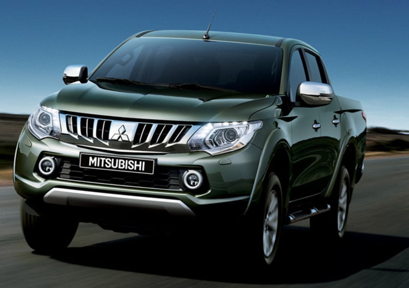 Mitsubishi L200 (2015-20) (2)