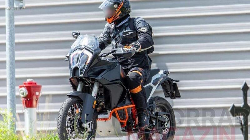 KTM 1290 Super Adventure 2021. La presentazione, e il test, a brevissimo