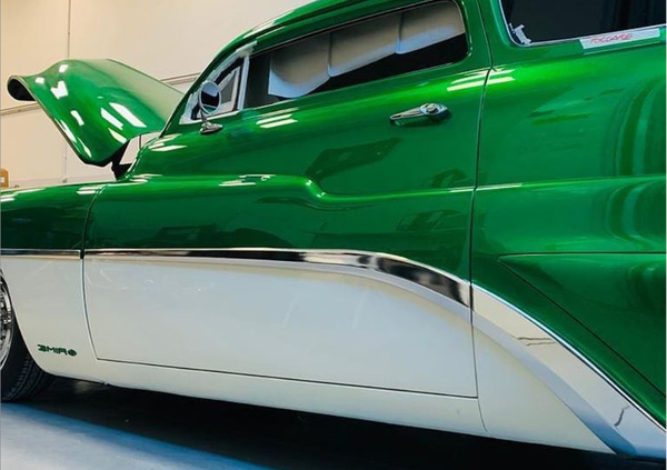Loris Capirossi si d&agrave; alle auto custom: la sua Mercury del 1951 &egrave; quasi pronta