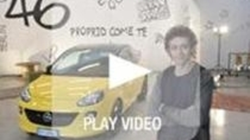 Valentino Rossi &egrave; il testimonial della nuova Opel Adam 