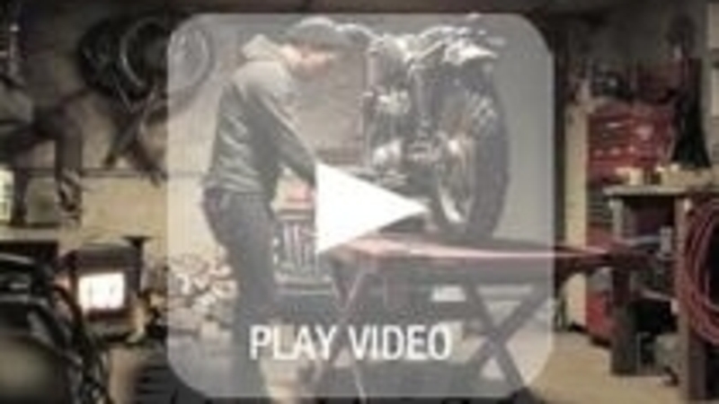 Video. Le moto e la neve: ricetta per l'inverno