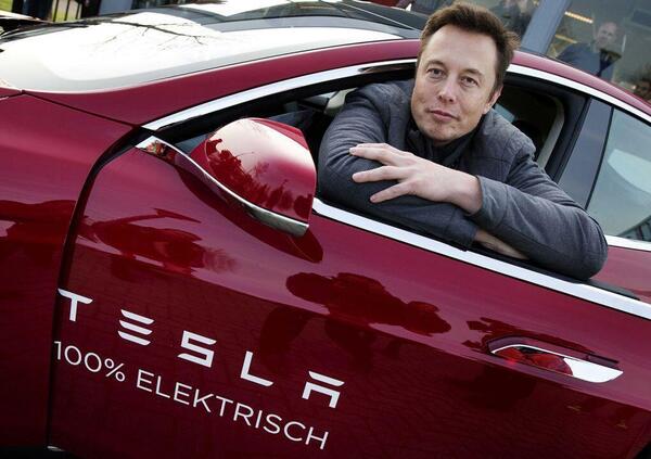 &quot;Elon Musk vieni in Emilia Romagna&quot;. L'assessore chiama Tesla nella terra di Ferrari e Lamborghini