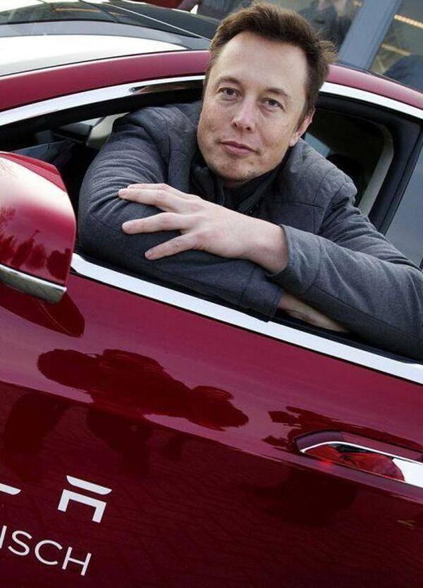 &quot;Elon Musk vieni in Emilia Romagna&quot;. L&#039;assessore chiama Tesla nella terra di Ferrari e Lamborghini