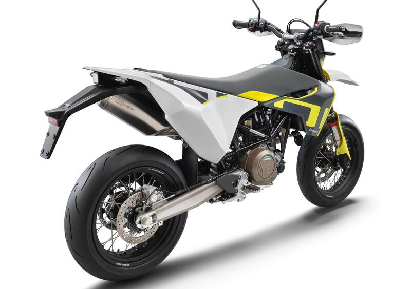 Husqvarna 701 Supermoto 701 Supermoto (2021) (3)