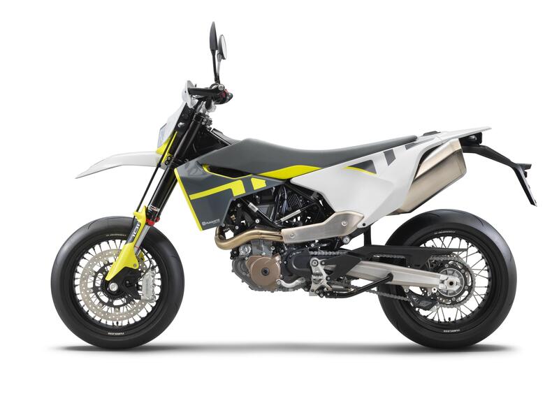 Husqvarna 701 Supermoto 701 Supermoto (2021) (4)