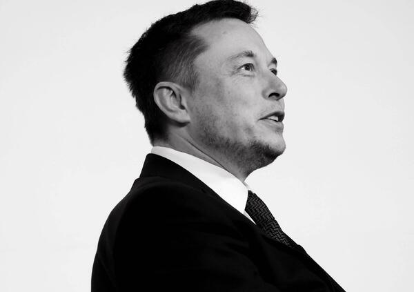 Elon Musk in un solo minuto guadagna come un italiano in 26 anni