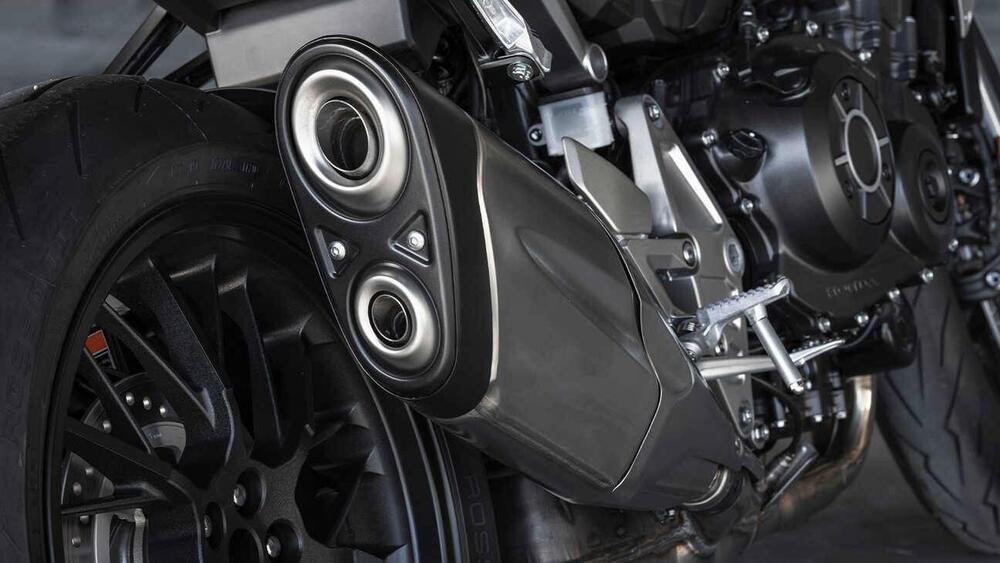 Honda CB 1000 R (2021 - 25) (8)