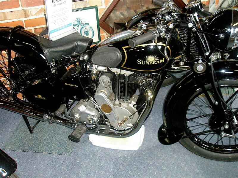 Pagine di storia: Triumph e Sunbeam, a due e a quattro ruote