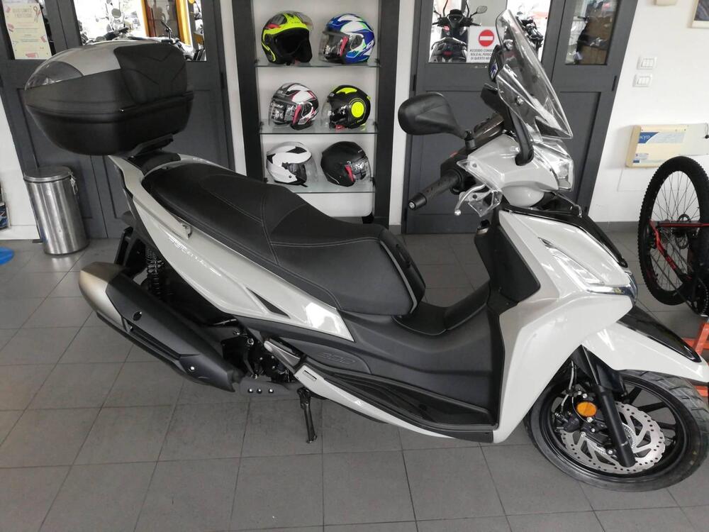 Kymco Agility 300i Noodoe (2021 - 24) (2)