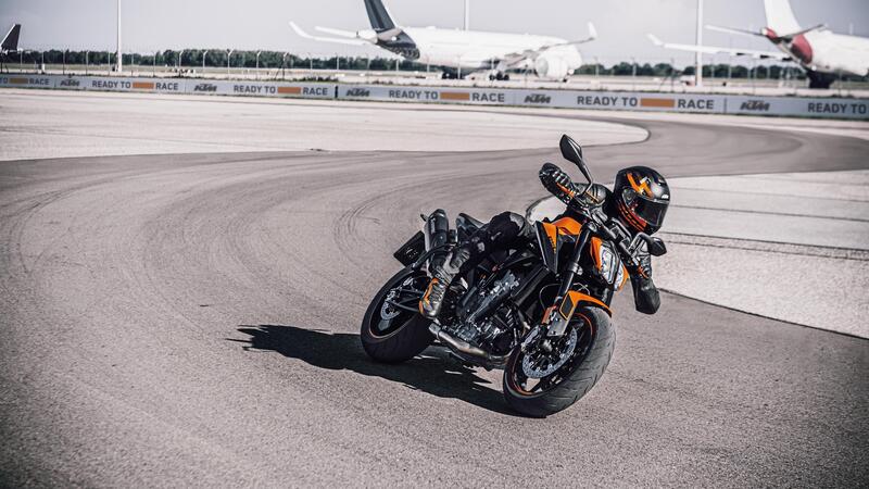 KTM sceglie ContiRoad per la nuova Duke 890